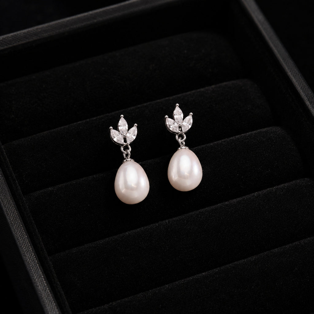 Leaf Pearl Jewelry Set Earrings and Necklace for Women Copper Plated Jewelry