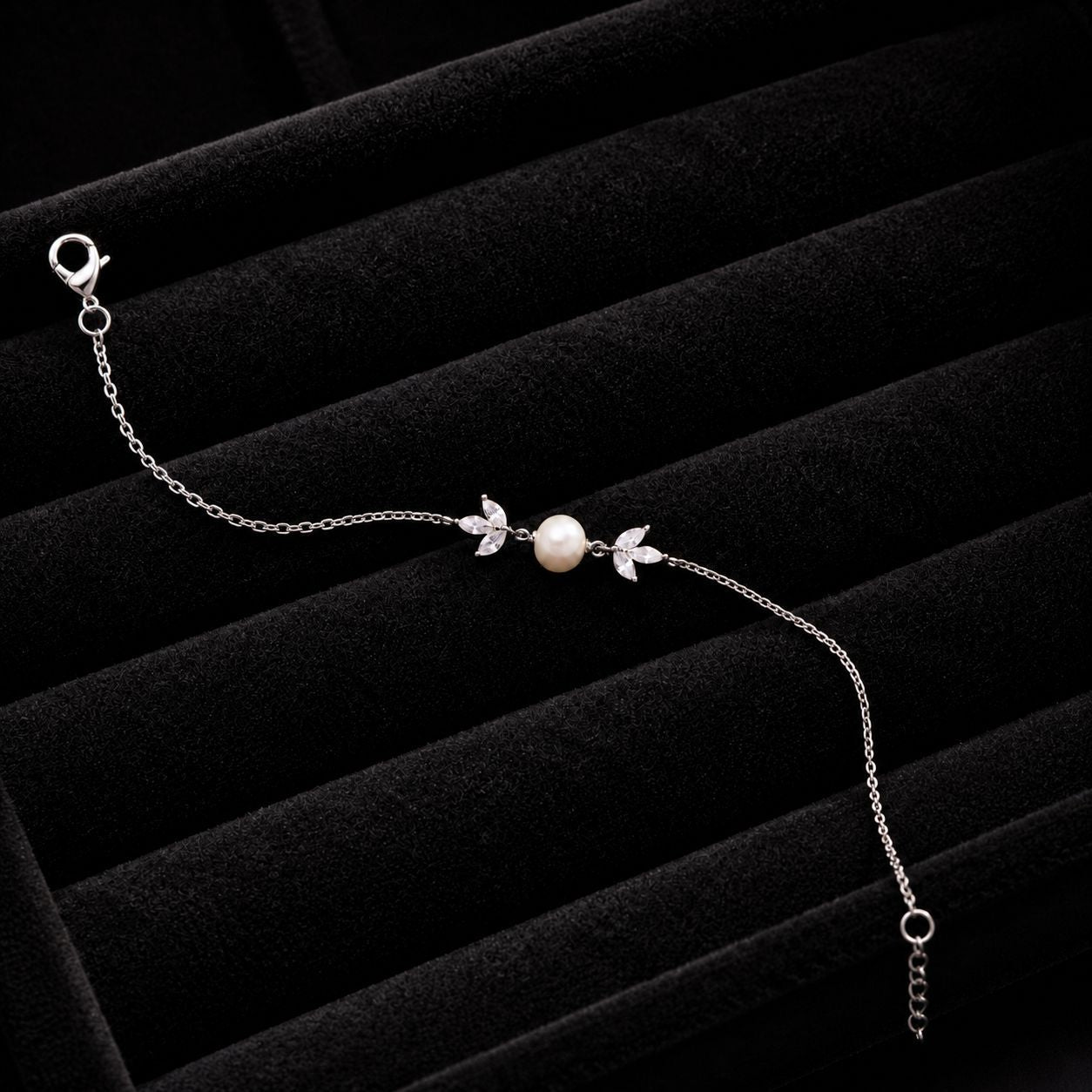 Leaf Pearl Jewelry Set Earrings and Necklace for Women Copper Plated Jewelry